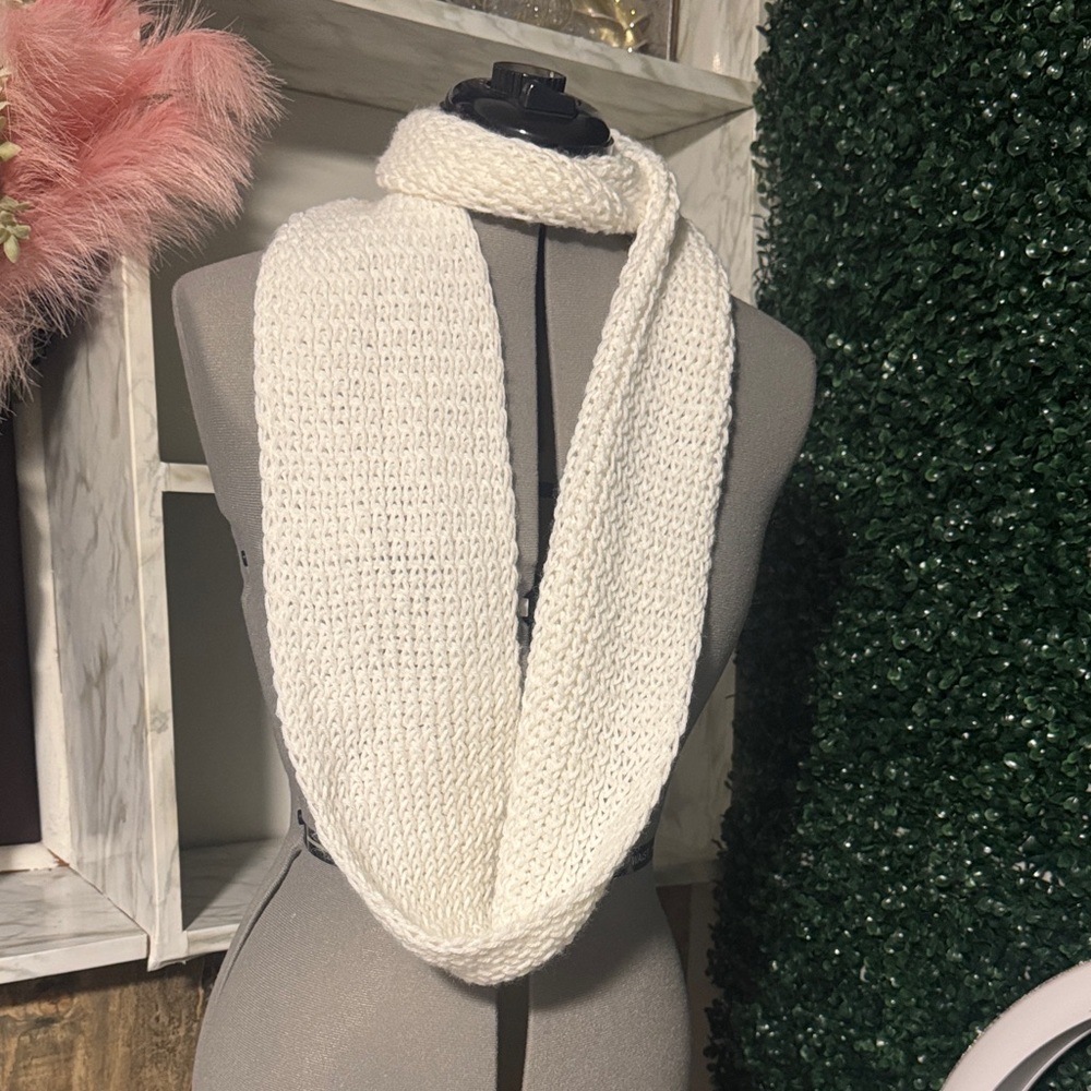 Elegant White Knit Scarf handmade